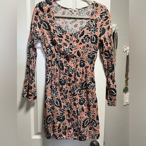 Long sleeve pattern dress
